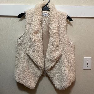 Calvin Klein Sherpa, faux fur vest. Size M